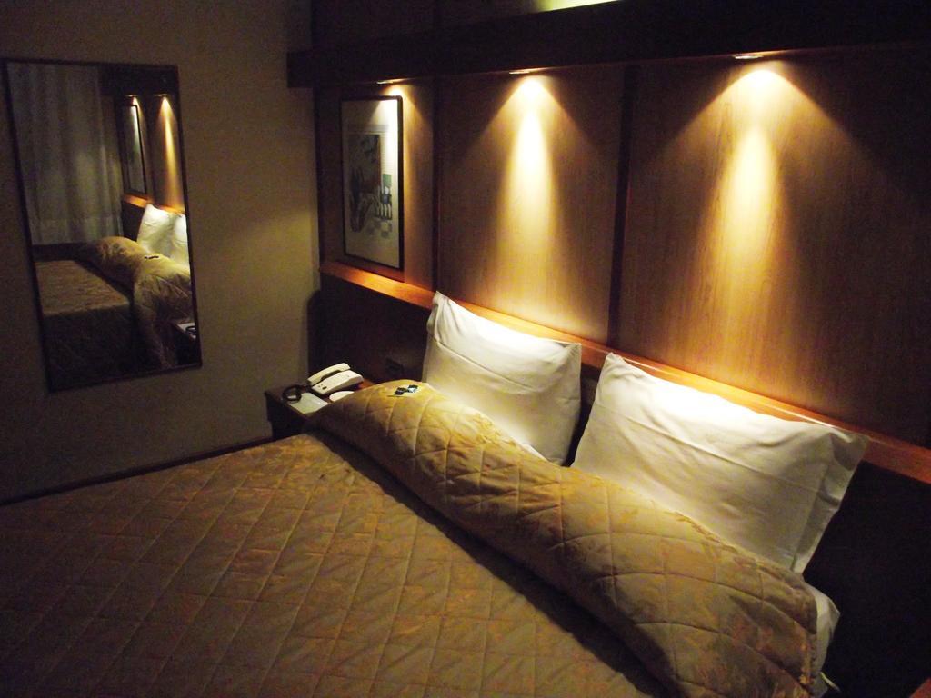Hotel Motel Ovest Vittuone Kamer foto